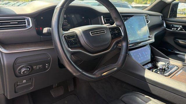 2023 Jeep Grand Wagoneer Obsidian