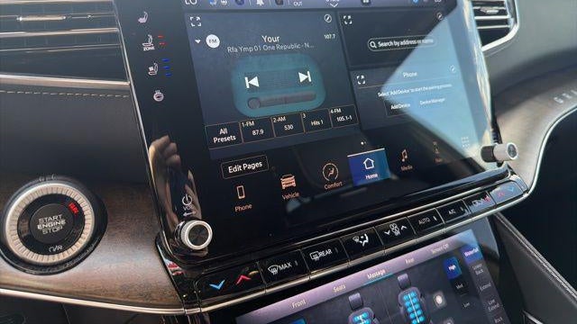 2023 Jeep Grand Wagoneer Obsidian