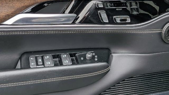 2022 Jeep Grand Wagoneer Series II