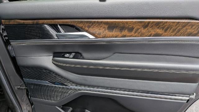 2022 Jeep Grand Wagoneer Series II