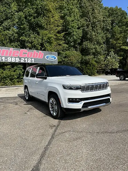 2023 Jeep Grand Wagoneer