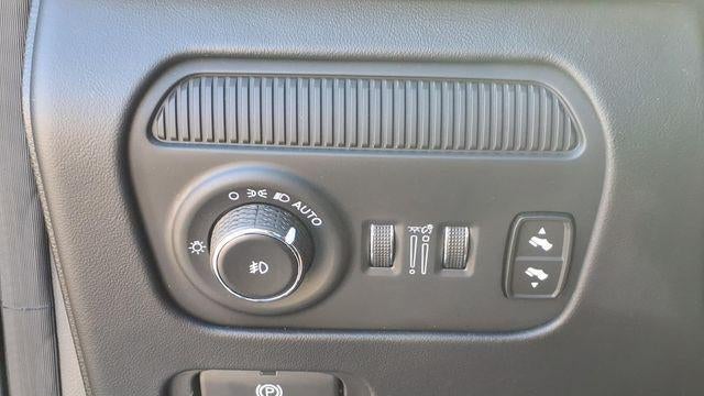 2024 Jeep Grand Wagoneer Obsidian