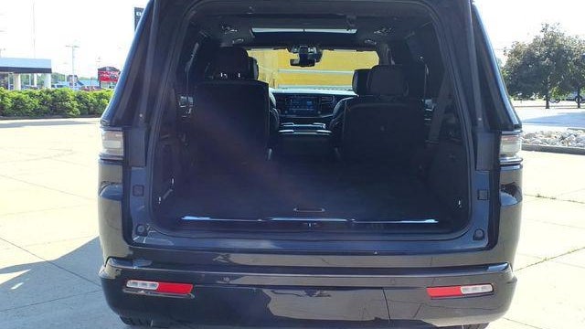 2024 Jeep Grand Wagoneer Obsidian