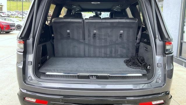 2024 Jeep Grand Wagoneer Obsidian