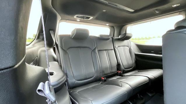 2024 Jeep Grand Wagoneer Obsidian