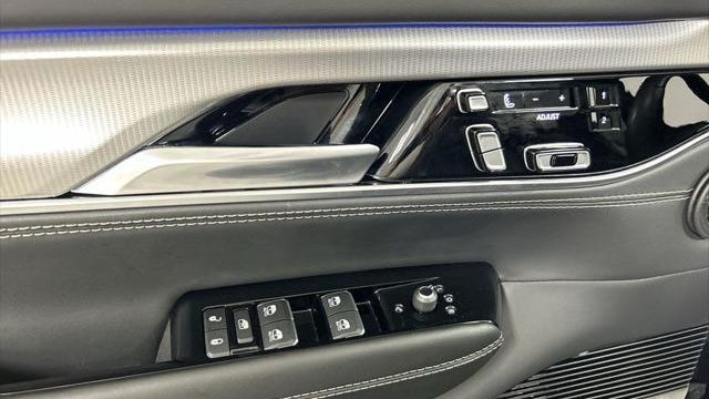 2023 Jeep Grand Wagoneer Series II