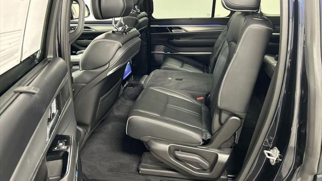 2023 Jeep Grand Wagoneer Series II