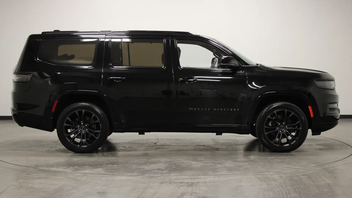 2023 Jeep Grand Wagoneer Obsidian