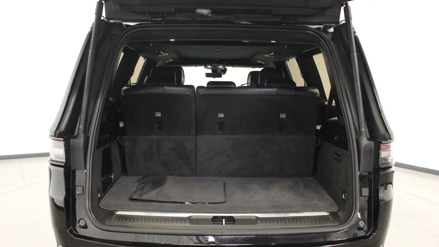 2023 Jeep Grand Wagoneer Obsidian