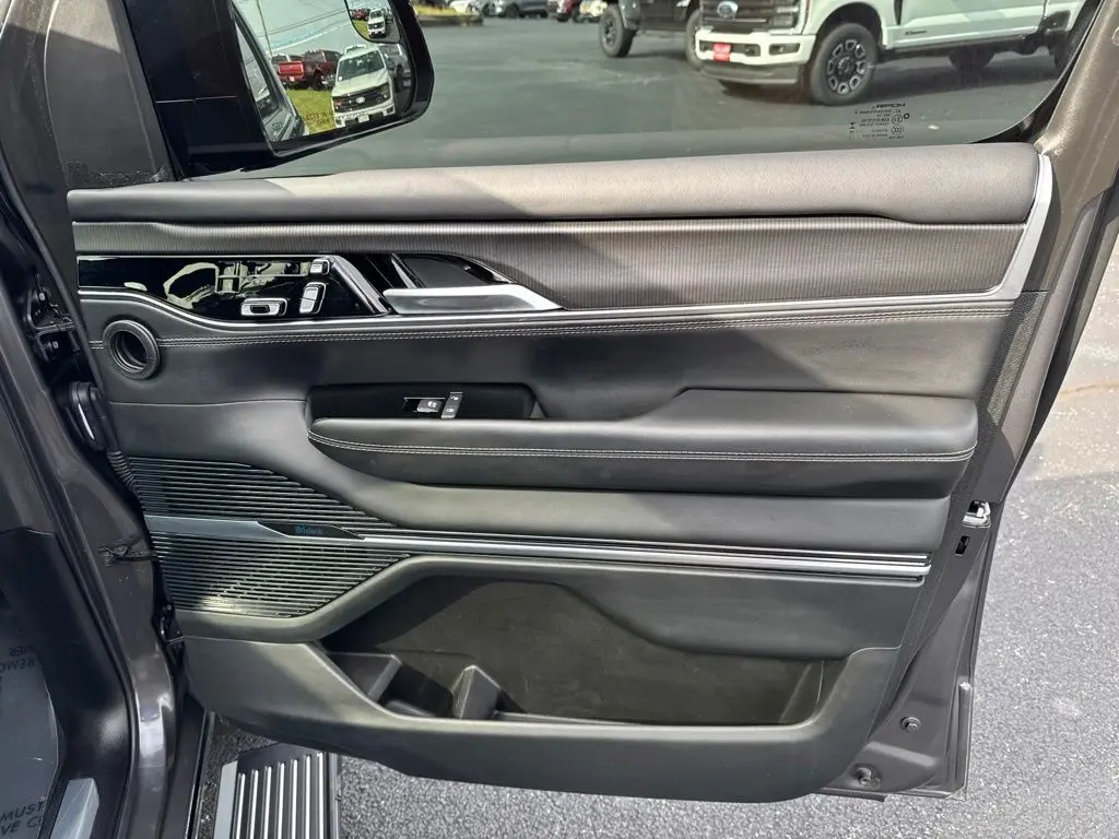 2024 Jeep Grand Wagoneer - $50,562