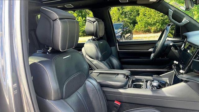 2024 Jeep Grand Wagoneer Obsidian