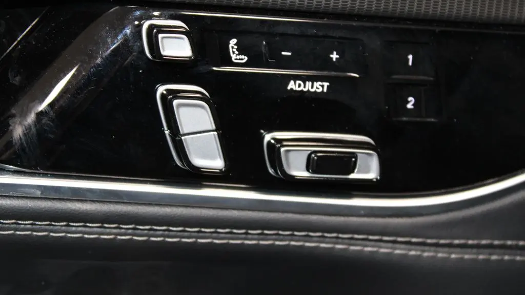 2025 Jeep Grand Wagoneer Obsidian
