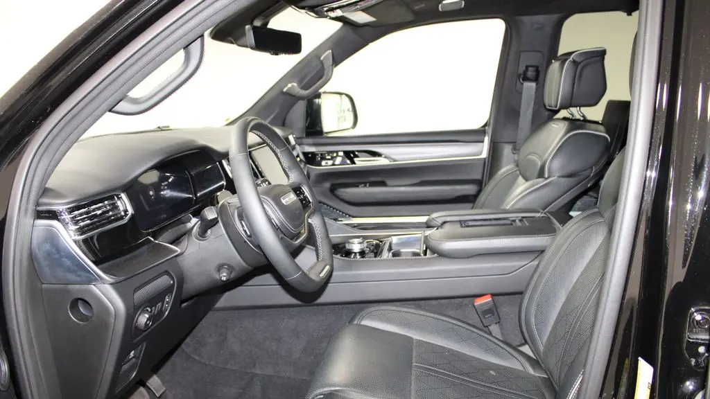 2025 Jeep Grand Wagoneer Obsidian