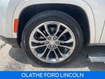 2023 Grand Wagoneer Thumbnail 29