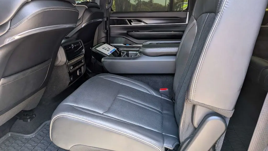 2024 Jeep Grand Wagoneer Obsidian
