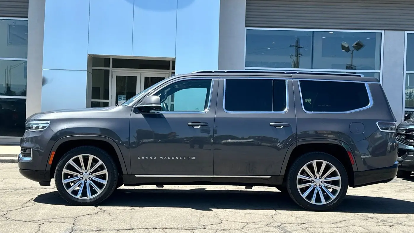 2022 Jeep Grand Wagoneer Series II