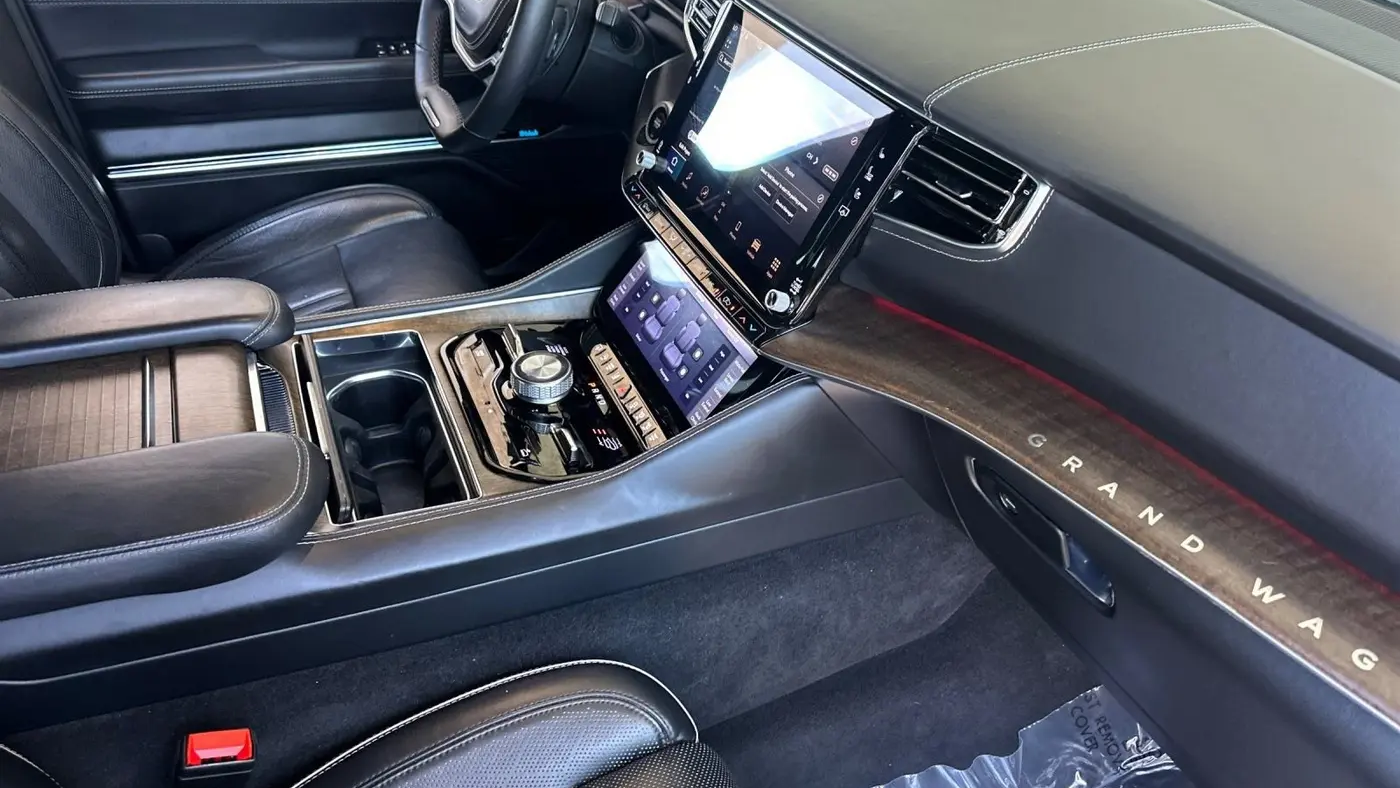 2022 Jeep Grand Wagoneer Series II