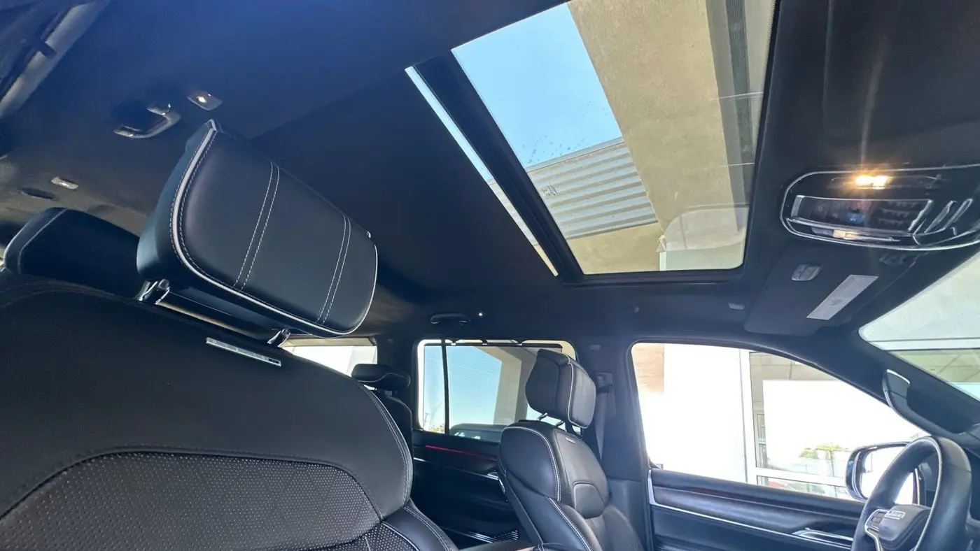 2022 Jeep Grand Wagoneer Series II