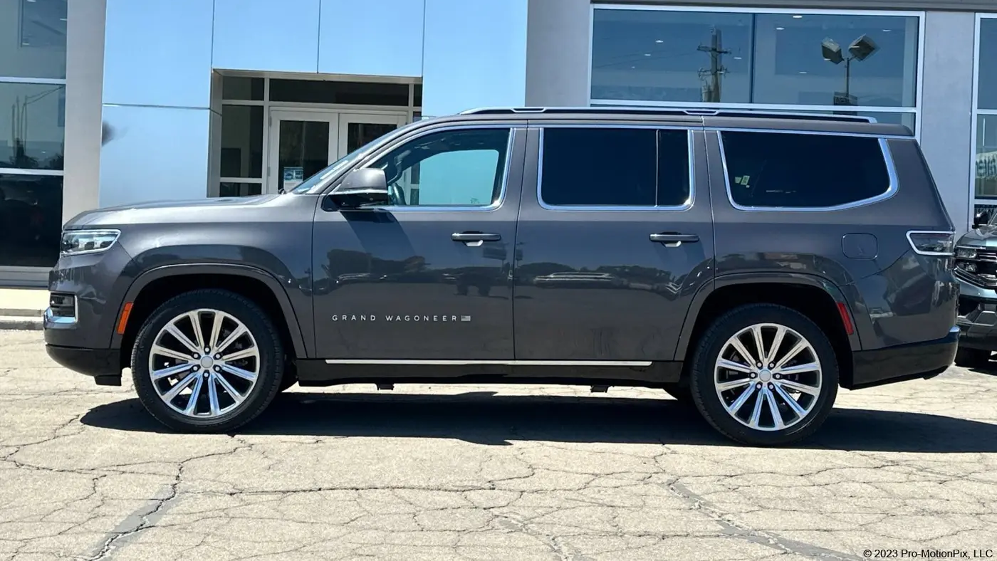 2022 Jeep Grand Wagoneer Series II