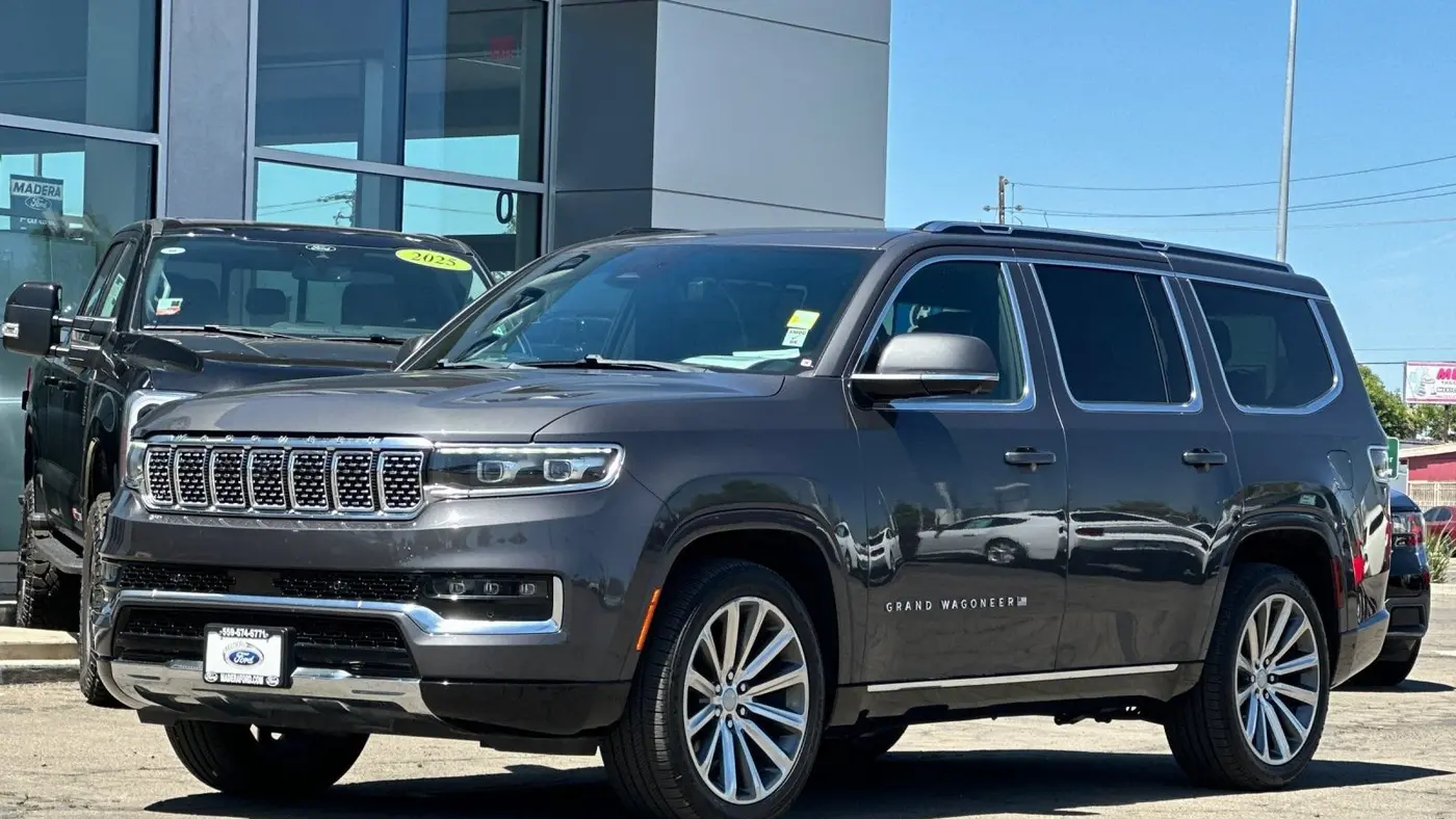 2022 Jeep Grand Wagoneer Series II