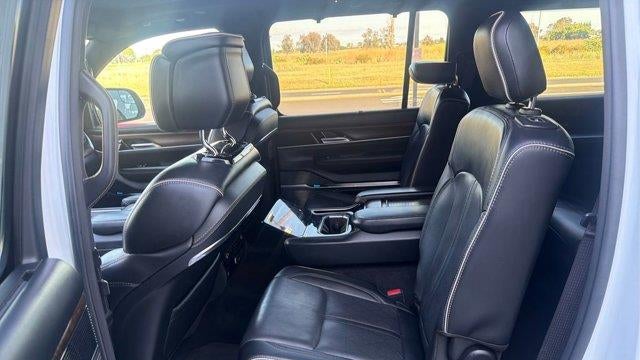 2023 Jeep Grand Wagoneer Obsidian