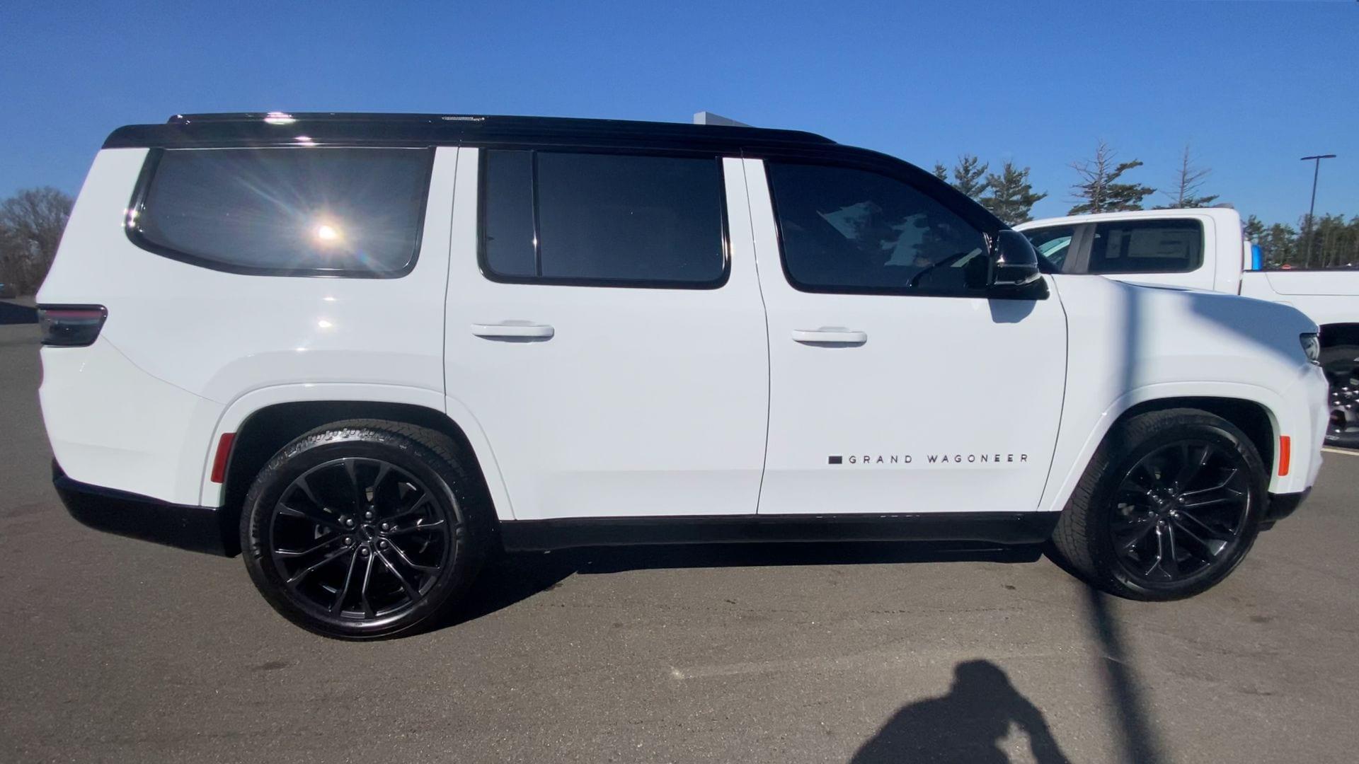2024 Jeep Grand Wagoneer Obsidian