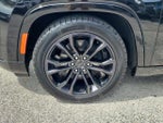 2023 Grand Wagoneer Thumbnail 5