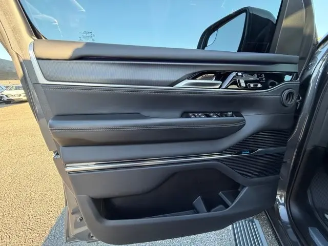 2024 Jeep Grand Wagoneer - $69,995
