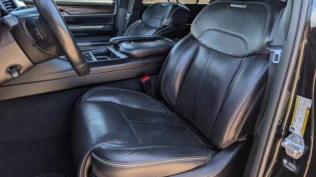 2023 Jeep Grand Wagoneer Obsidian
