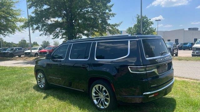 2023 Jeep Grand Wagoneer Obsidian