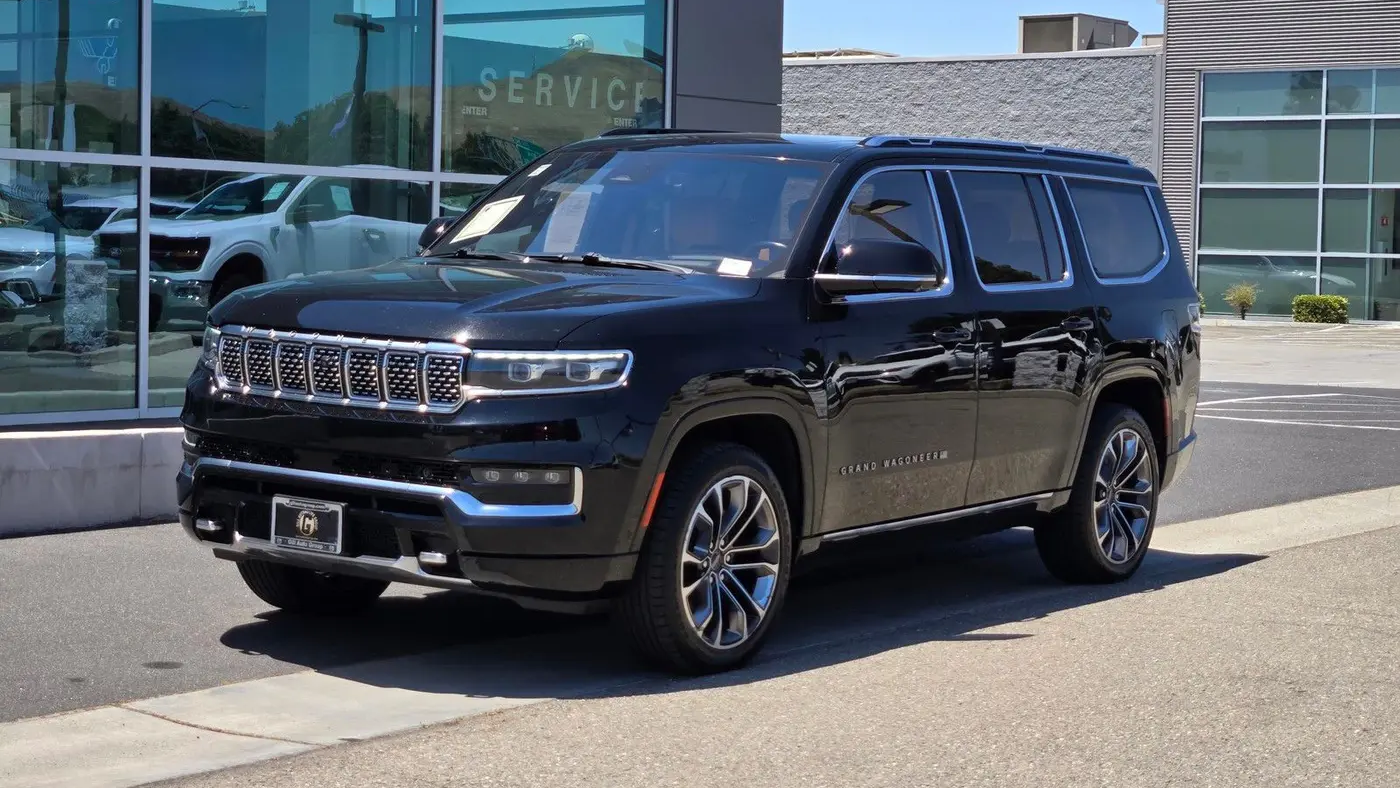 2022 Jeep Grand Wagoneer Series III