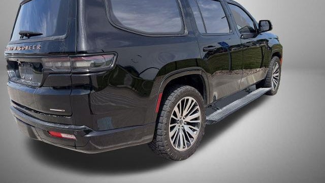 2022 Jeep Grand Wagoneer Series III