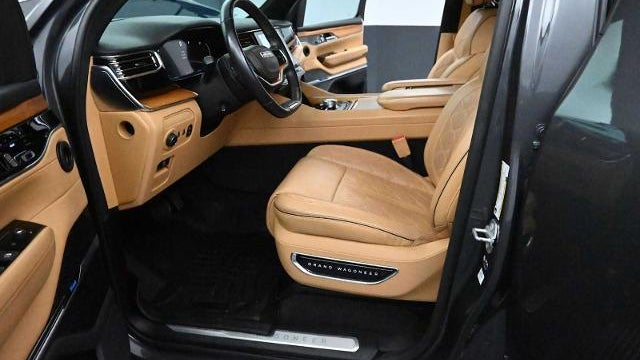 2022 Jeep Grand Wagoneer Series III
