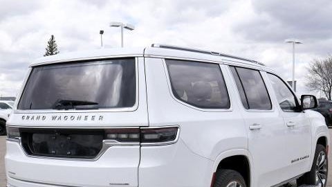 2022 Jeep Grand Wagoneer Series III