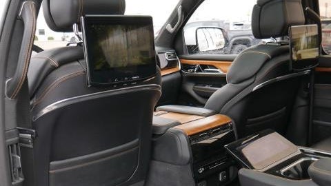 2022 Jeep Grand Wagoneer Series III