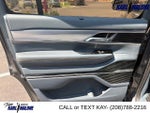 2022 Grand Wagoneer Thumbnail 12