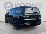 2023 Grand Wagoneer Thumbnail 6