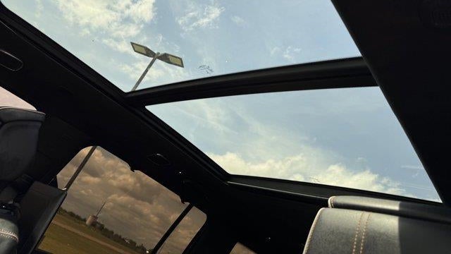 2022 Jeep Grand Wagoneer Series III