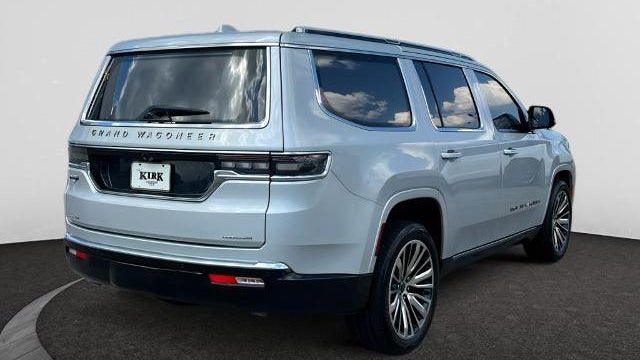 2022 Jeep Grand Wagoneer Series III