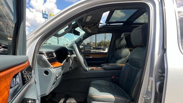 2022 Jeep Grand Wagoneer Series III