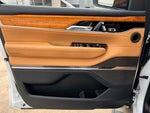 2022 Grand Wagoneer Thumbnail 14