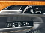 2023 Grand Wagoneer Thumbnail 10