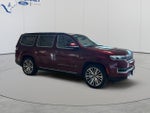 2022 Grand Wagoneer Thumbnail 2