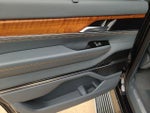 2024 Grand Wagoneer Thumbnail 17