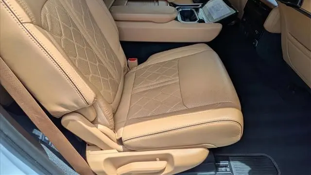 2024 Jeep Grand Wagoneer Series III