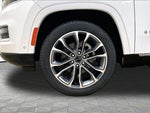 2025 Grand Wagoneer Thumbnail 9