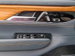 2022 Grand Wagoneer Thumbnail 15