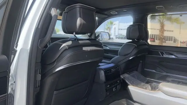 2024 Jeep Grand Wagoneer Series III