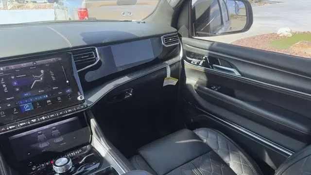 2024 Jeep Grand Wagoneer Series III