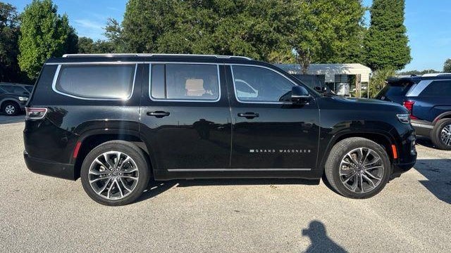 2023 Jeep Grand Wagoneer Series III Obsidian